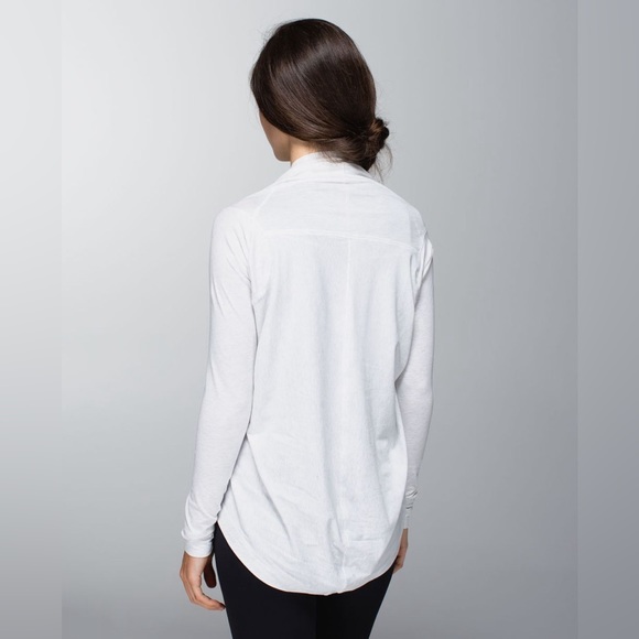 Lululemon Iconic Wrap - Picture 6 of 7